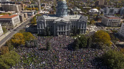معترضان خطاب به ترامپ: شاه نمی‌خواهیم!