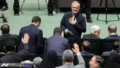 پزشکیان به مجلس رسید