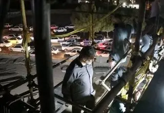 سقوط دردناک شهردار اهوز در بازدید از پل تعریض / در بستری ICU شد