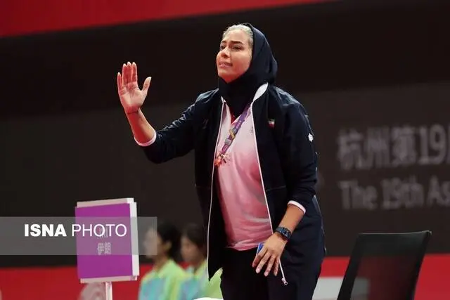 مهروز ساعی به ملی پوش تکواندو حین مبارزه گفت: واقعا لیاقت نداری!