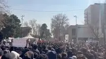 بار احزاب روی دوش دانشگاه