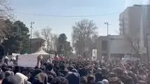 بار احزاب روی دوش دانشگاه