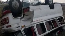 جزئیات واژگونی مینی‌بوس حامل کارگران/ مصدومیت ۱۲ کارگر