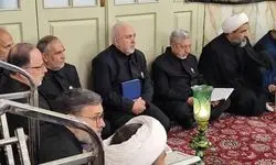 ظریف به حرم امام رضا (ع) رفت