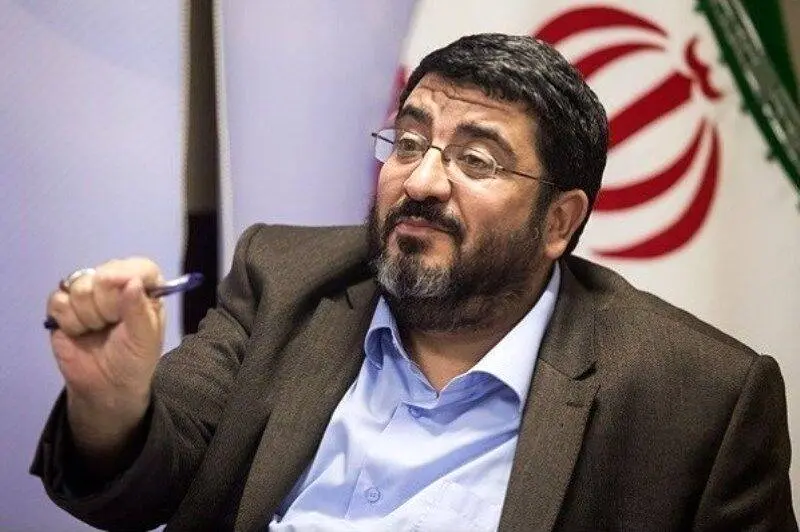 ایزدی: عموم جامعه نسبت به آمریکا حساسیت دارند