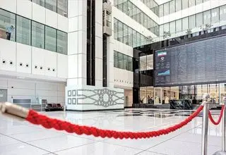 بورس و روزهای مبهم 