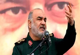 سرلشکر سلامی: ما به هیچ کشوری در جهان نیازمند نیستیم