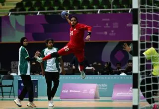 ایزدگشب: پله به پله تا قهرمانی می‌رویم