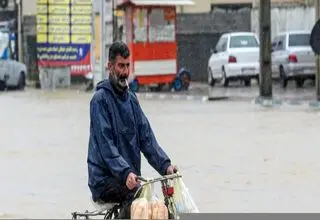 بارش باران سیل‌آسا و آبگرفتگی معابر  در غرب مازندران