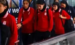 تصاویر دختران ایران در فرودگاه کوالالامپور