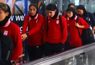 تصاویر دختران ایران در فرودگاه کوالالامپور