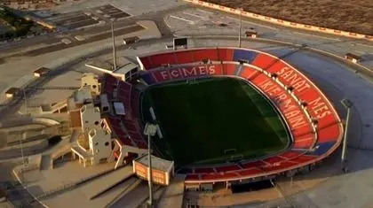 چمن زرد ورزشگاه کرمان؛ پروژه چند میلیاردی زیر سوال رفت