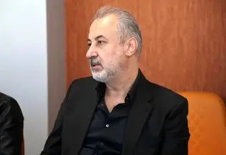 هواداران پرسپولیس شمشیر را برای درویش از رو بستند!
