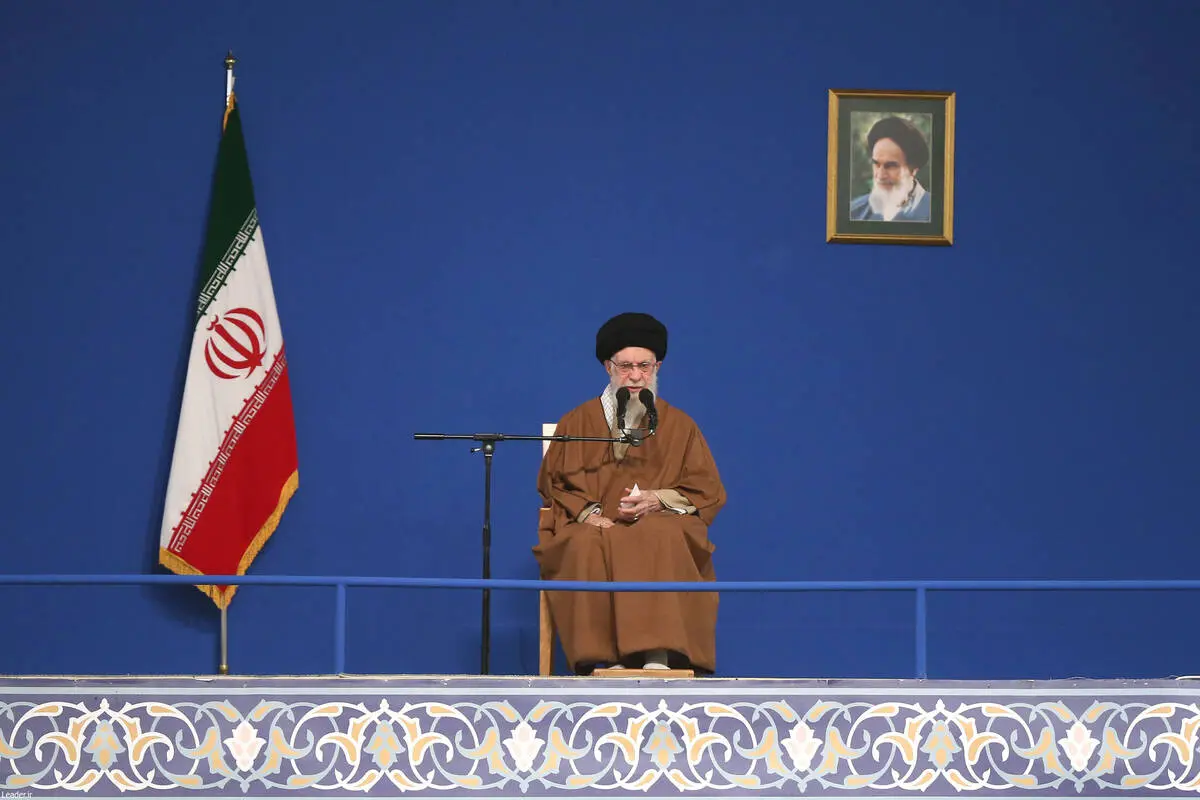 ۱۸ محور مهم که رهبری در سخنان خود به آن اشاره کردند 
