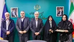 تقدیر وزیر فرهنگ از بانوان نویسنده با تقریظ رهبر انقلاب+فیلم