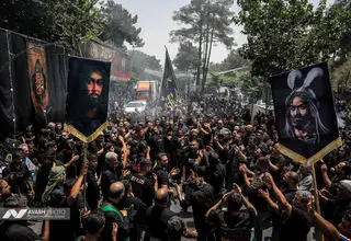 مراسم عزاداری ظهر عاشورا در محله سیزده آبان