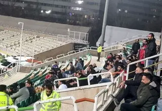 حضور تماشاگران در دیدار پیکان و پرسپولیس/ پیروانی: کمتر تشویق کنید!