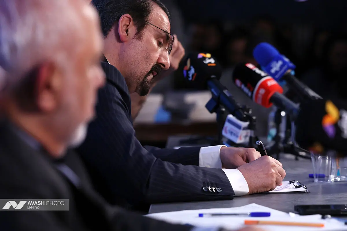 نشست بررسی «روایت و تحلیل ایرانی از تاریخ تحولات روسیه»