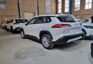 تعیین تکلیف حقوق ورودی خودروهای ایرانیان خارج‌نشین