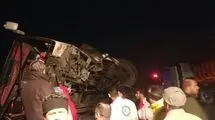 واژگونی اتوبوس در جاده گرمسار