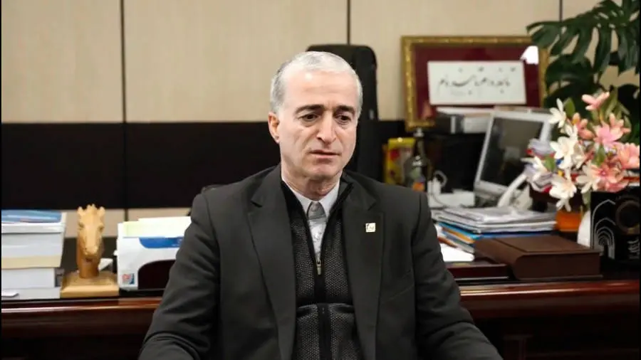 اقتصاد کشور را به موضوعات خارج از کشور گره زده‌ایم که یکی از آنها ارز است