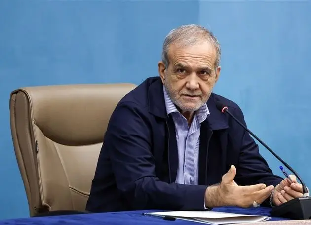 پزشکیان: در اوج نبردِ قدرتمندانه رزمندگان، مردم عزیز ما نیز صحنه‌ای استثنایی خلق کرده‌اند