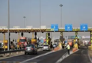 پرداخت عوارض آزادراهی به حالت قبلی بازگشت