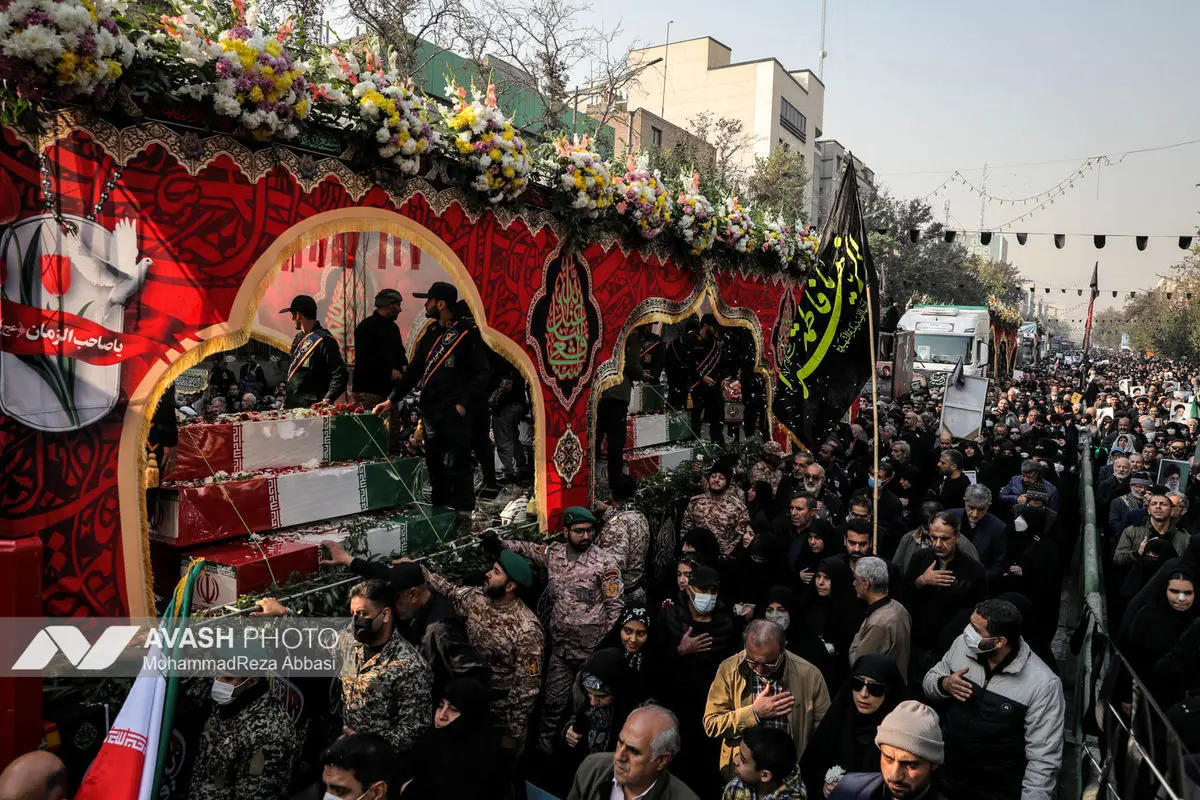 مراسم تشییع پیکرهای ۱۰۰ شهید گمنام - تهران