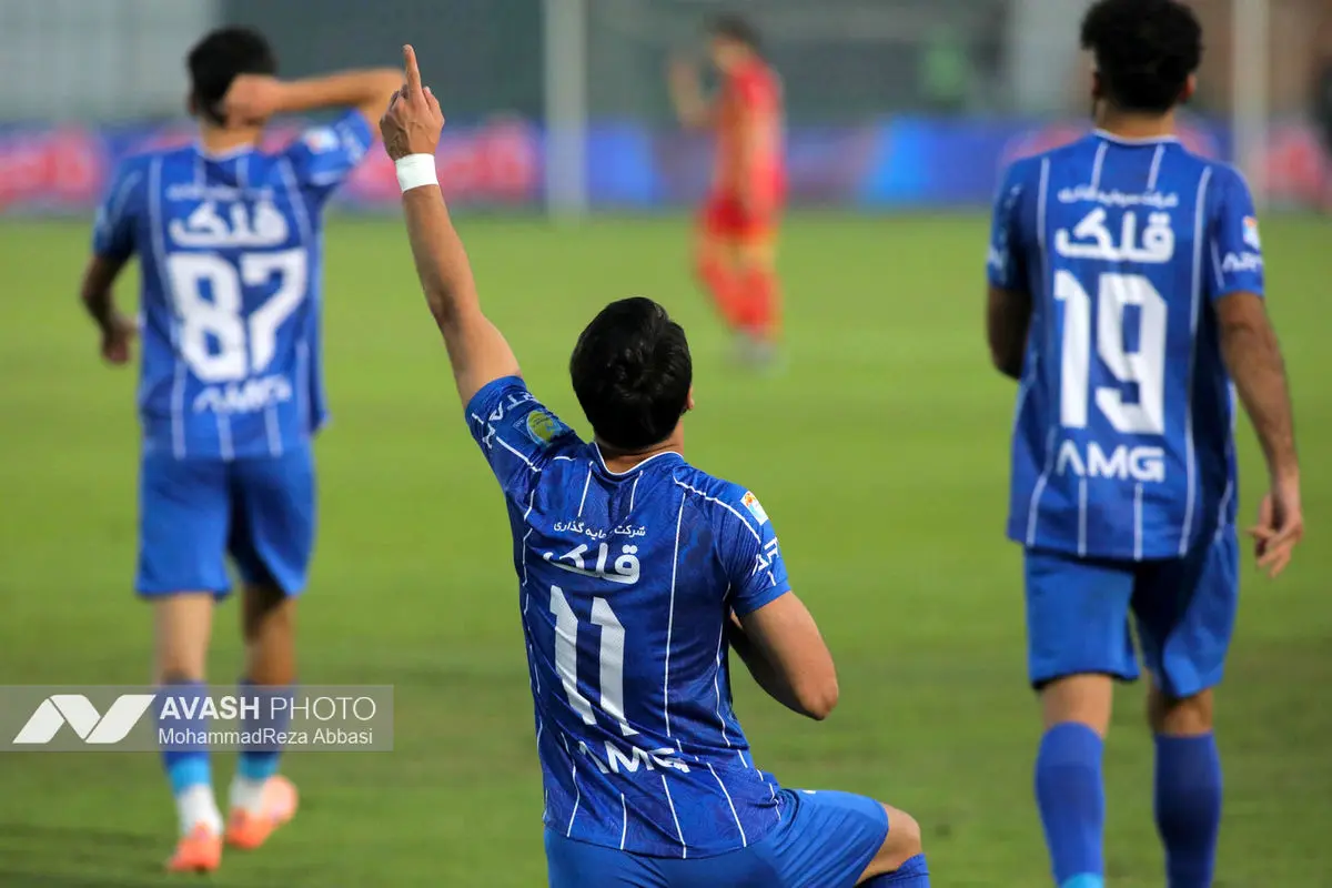 لیگ برتر فوتبال؛ استقلال- فولاد