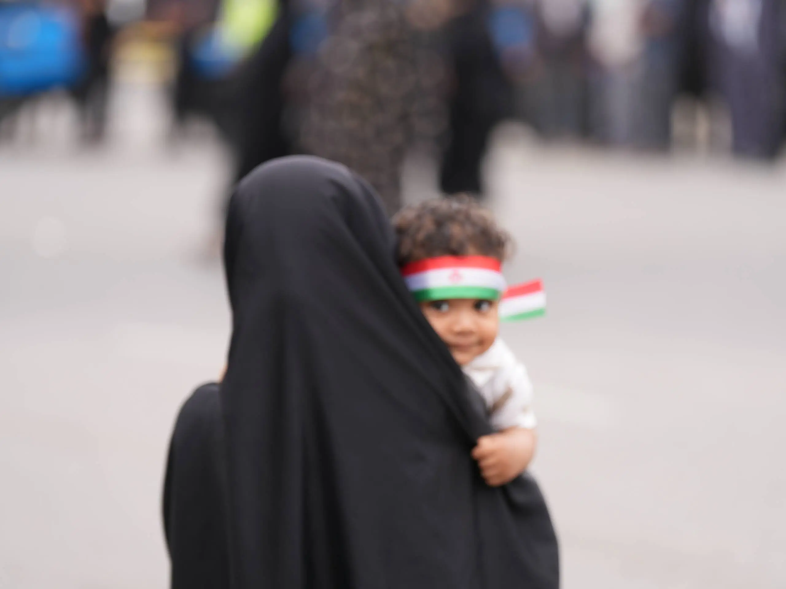 گزارش نصویری/ تشییع پیکر شهدای مدرسه میناب