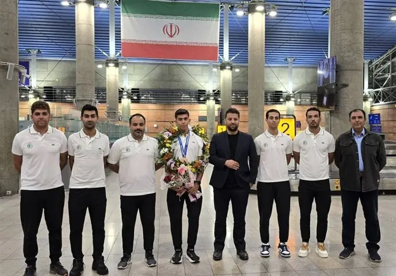 بازگشت کاروان اسکیت به کشور