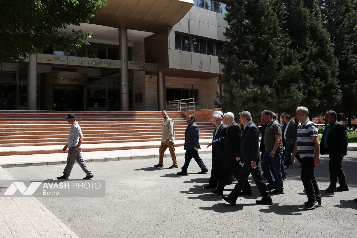 بازدید معاون اول رییس جمهور از دانشگاه علم و صنعت