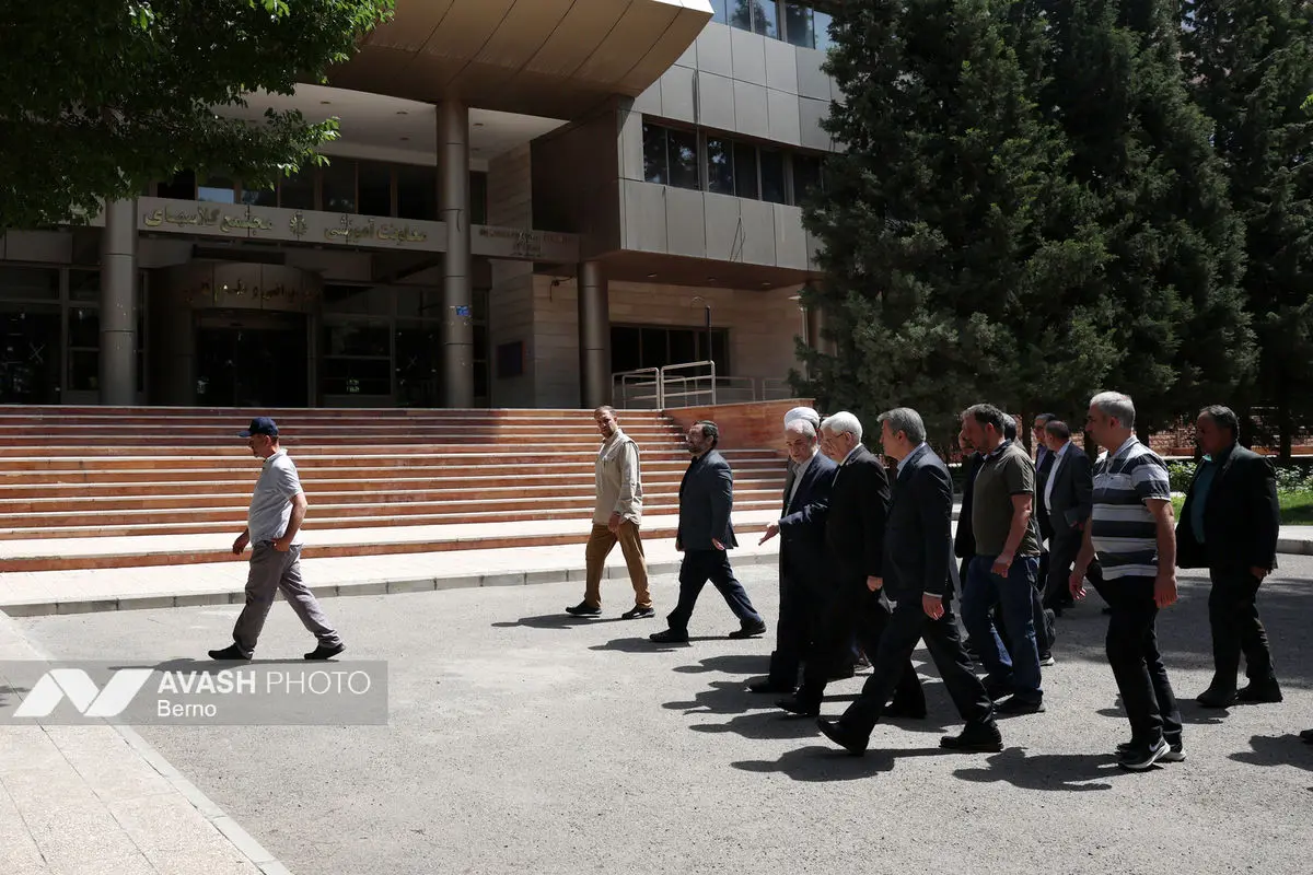 بازدید معاون اول رییس جمهور از دانشگاه علم و صنعت