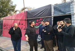 اجرای برنامه‌های فرهنگی و هنری در زائرشهرها برای زائران مراسم وداع رهبر شهید