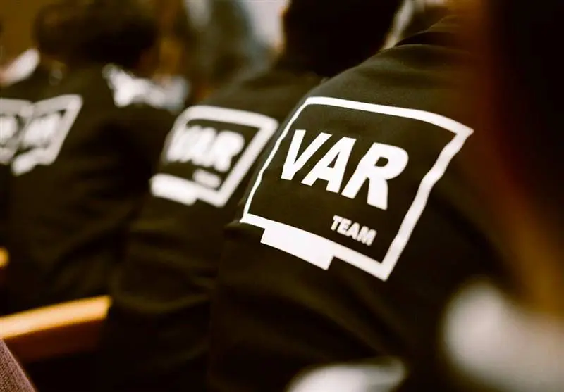 پیشنهاد تغییر مهم در ضربه پنالتی و مداخله VAR در کرنر و کارت زرد