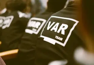 ذوق‌زدگی از var یا شوآف رسانه‌ای؟