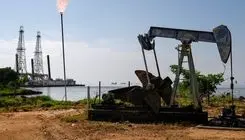 رای مثبت کنگره ونزوئلا به خصوصی سازی صنعت نفت/ منافع و مضرات برای کاراکاس چیست