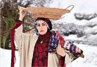 عکس جذاب روژان «نون خ» در تولد ۳۸ سالگی‌اش