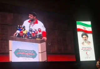 یکی از امدادگران مقدار زیادی طلا پیدا کرد/ چند انبار هلال احمر در زمان جنگ خالی شد 