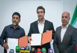 امضای تفاهم‌نامه همکاری مشترک فدراسیون کشتی و دانشگاه آزاد اسلامی
