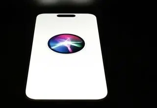 بلومبرگ: اپل در آستانه عقد قراردادی تاریخی با openAI است