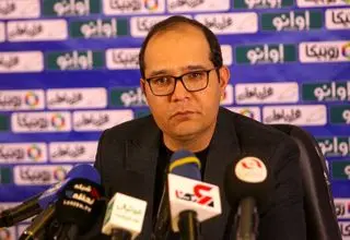 ربیعی: VAR باید در تمامی بازی‌ها استفاده شود