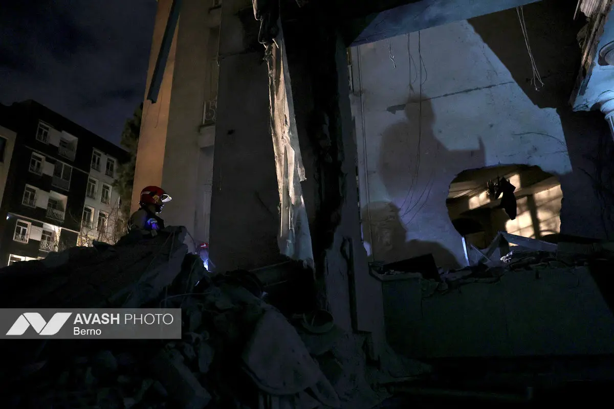 حملات شبانه آمریکایی - اسرائیلی به مناطق مسکونی تهران