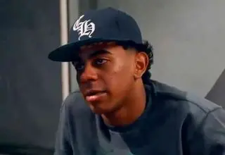 یامال: مسجد آرامش زیادی به ارمغان می‌آورد