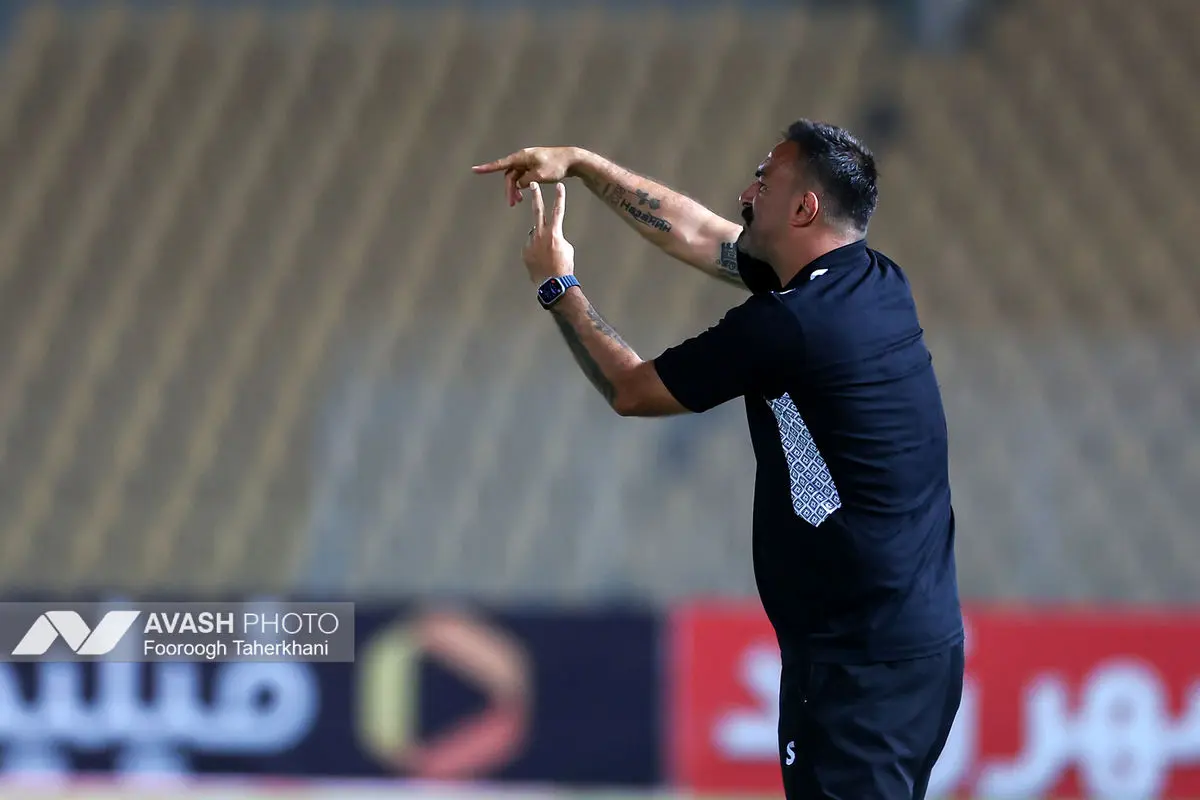 لیگ برتر فوتبال - استقلال و چادرملو