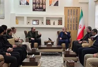 فرماندهان حشدالشعبی به کنسولگری ایران رفتند