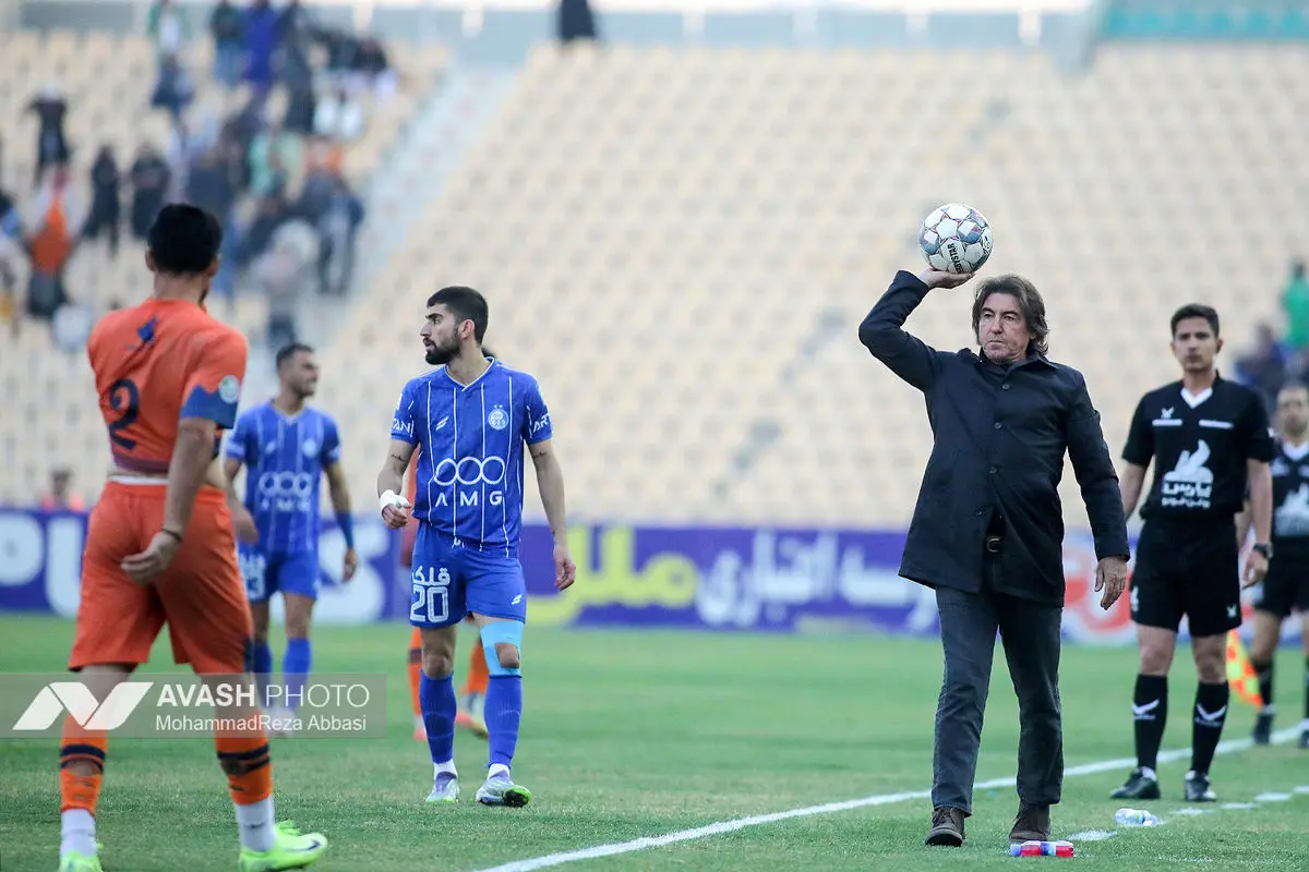 یک شانزدهم نهایی جام حذفی فوتبال ایران  - استقلال و پادیاب