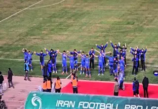 جام حذفی زیر سایه چمن‌های فاجعه‌بار