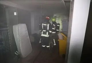 آتش‌سوزی گسترده در یک انبار در خیابان ری تهران