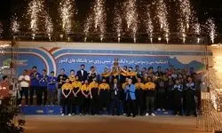 اختتامیه لیگ تنیس روی میز با حضور مشاور رئیس جمهور برگزار شد